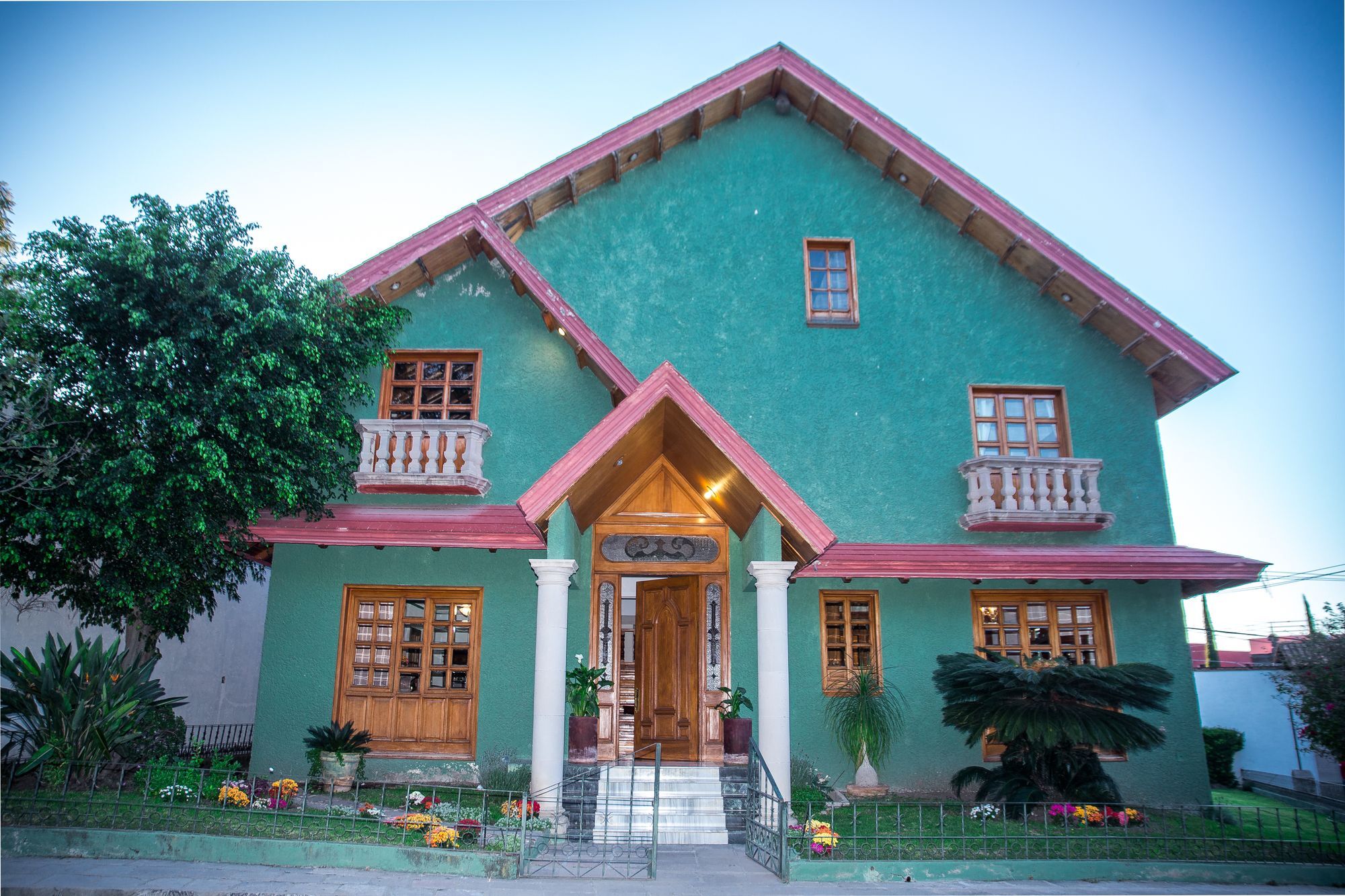 Bed and Breakfast Tu Casa En El Parque Альенде Экстерьер фото